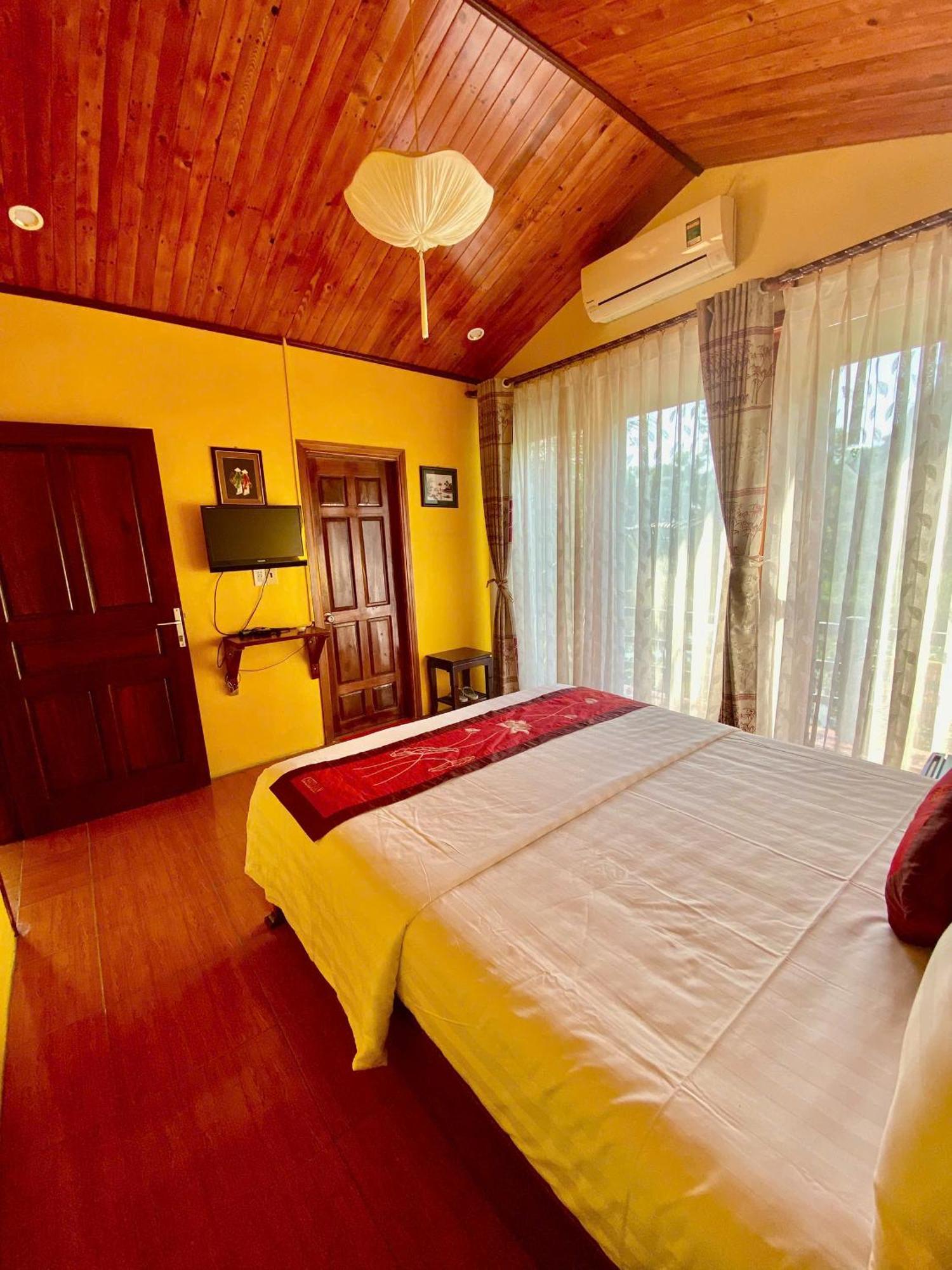 Hotel Chez Loan 3*
